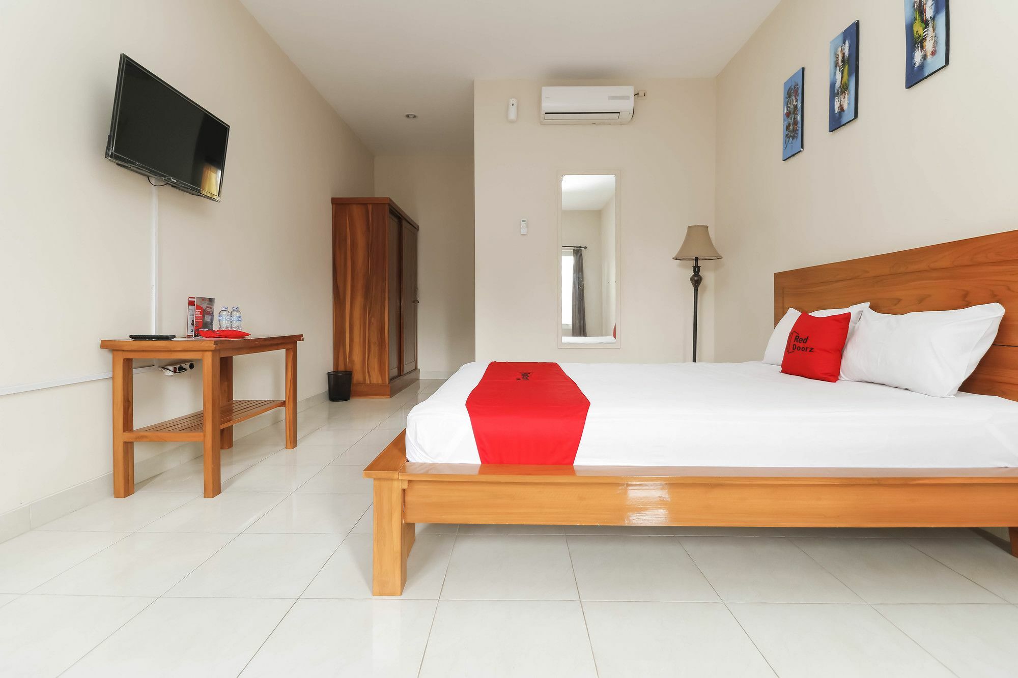 Reddoorz Plus Near Cibubur Junction Jacarta Exterior foto