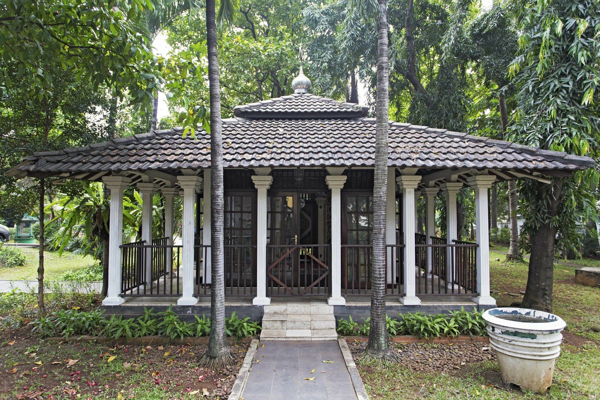 Reddoorz Plus Near Cibubur Junction Jacarta Exterior foto